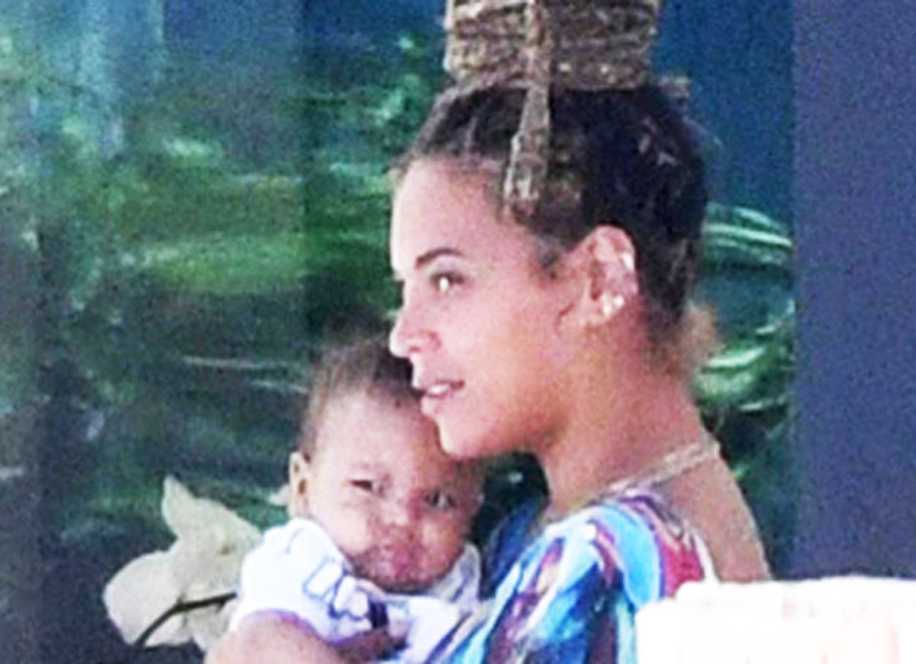 Beyonce'nin Sır Gibi Sakladığı İkiz Bebeklerinin Fotoğrafı Basına Sızdırıldı!