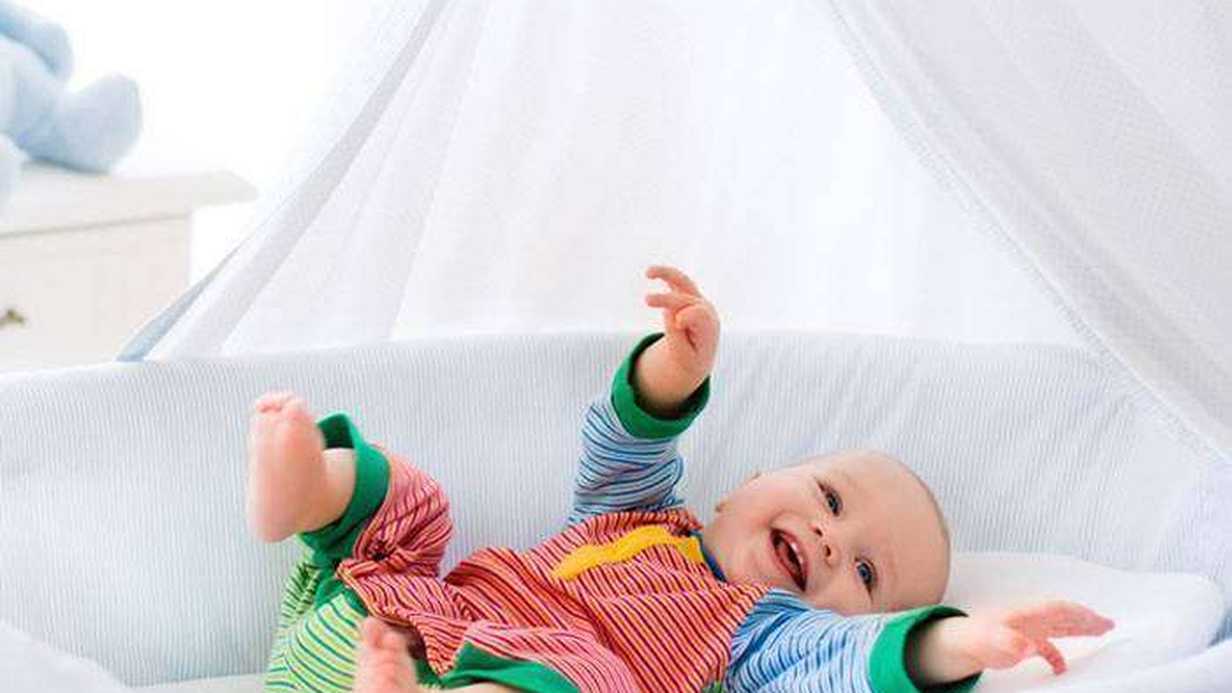 Bebek Karyolasının Seçimi Nasıl Olmalı?