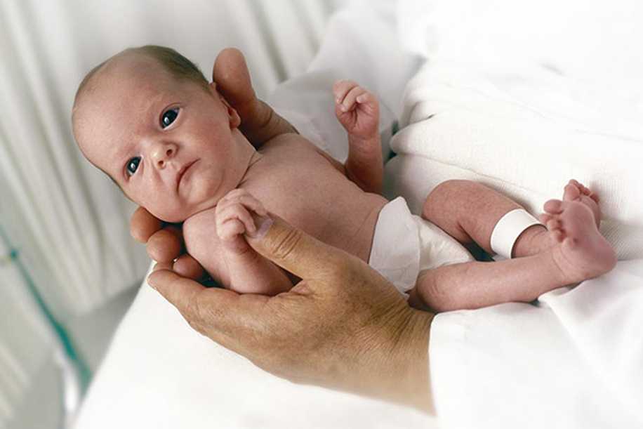 5 Maddede Bebeklerde İnmemiş Testis (Kriptorşidizm)