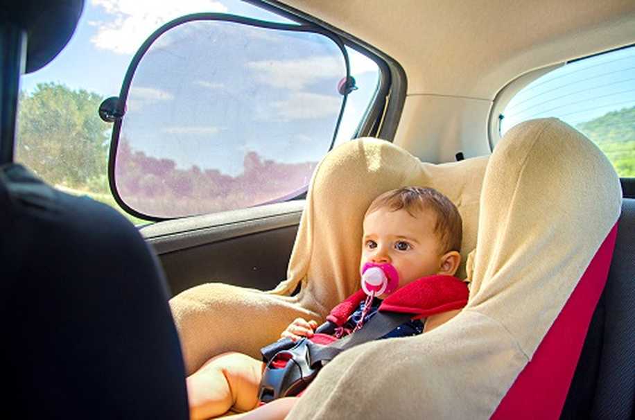 Bebeğinizle Çıkacağınız Araba Yolculuğunun Sorunsuz Geçmesini Sağlayacak 10 Öneri