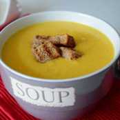 Çok Amaçlı Çorba: Yoğurtlu Kereviz Sapı Çorbası