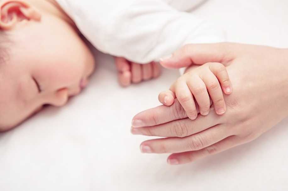 Bebeğinizi Sallayarak Uyutmak Doğru mu?