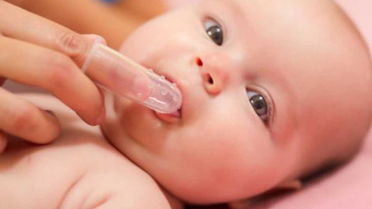 Bebeklerde Ağız Kokusu Neden Olur?