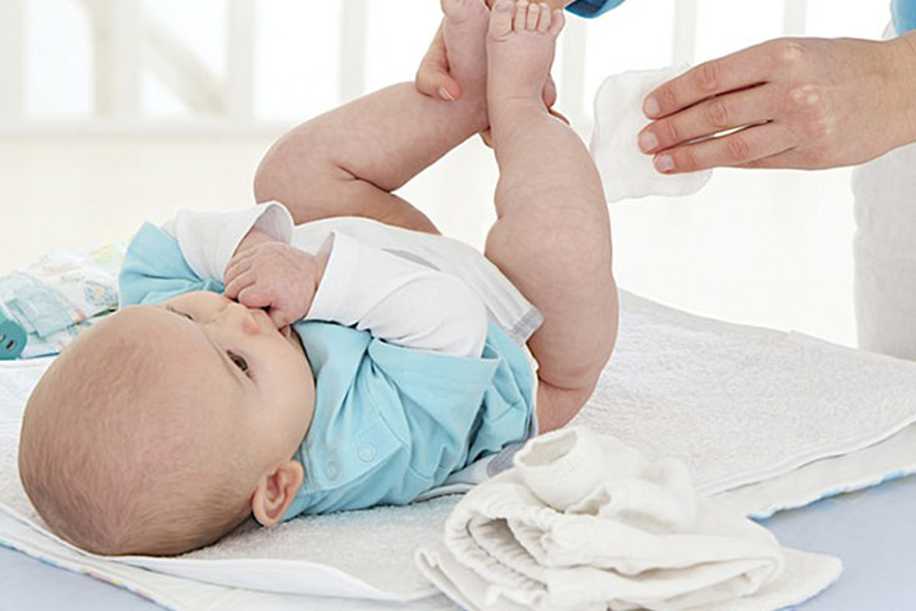 Bebekler İçin Islak Mendil Kullanmak Güvenli mi?