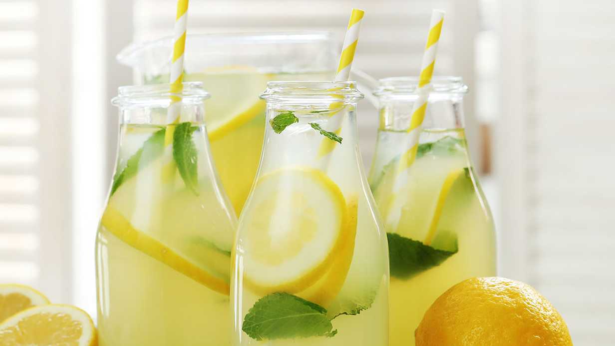 Bebekler İçin Limonata Tarifi: Ev Yapımı Bebek Limonatası