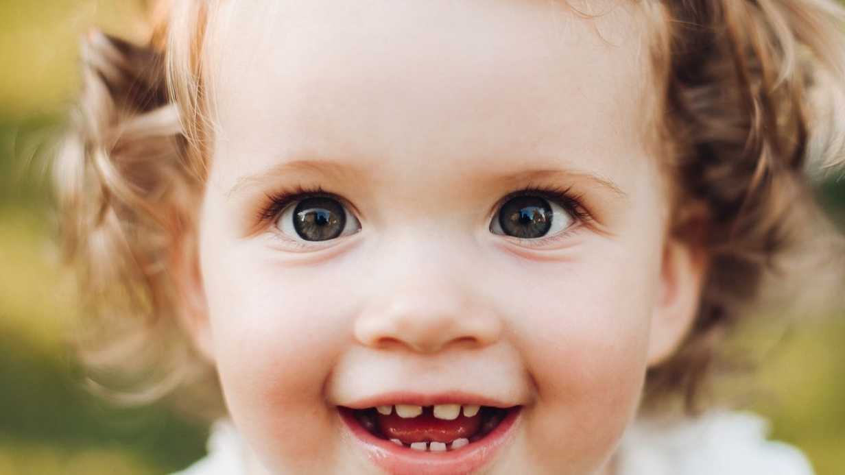 Bebeğin Dişli Doğması Normal mi?