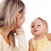 Bebeklerin Konuşurken Öğreneceği "25 Kolay Kelime"