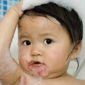 El Ayak Ağız Hastalığı Olan Bebeklere ve Çocuklara Banyo Yaptırılır mı?