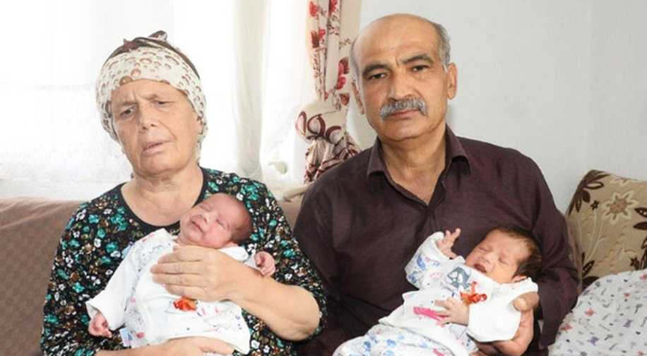 Tıptan Umut Kesilmez: 55 Yaşında İkiz Bebek Sahibi Olan Çınar Çifti!
