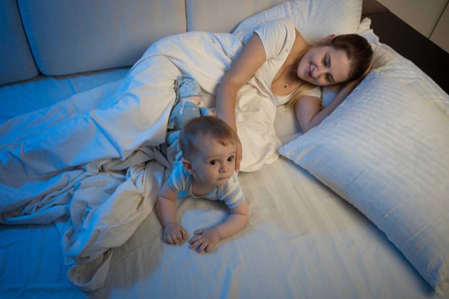 ‘Bebeğim Geceleri Çok Sık Uyanıyor’ Diyen Anneler İçin 10 Muhtemel Neden!