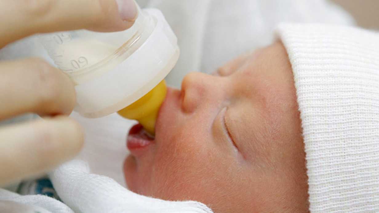 Prematüre Bebeklerde Beslenme Nasıl Olmalı?