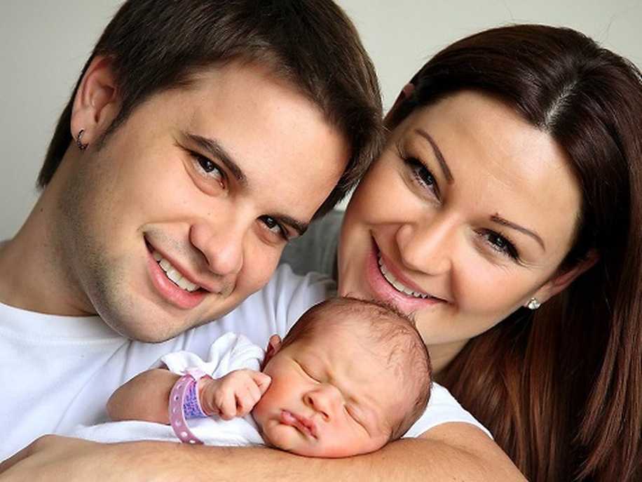 Ünlü Türk Anneleri Bebeklerini Hangi Doğum Yöntemiyle Kucağına Aldı?