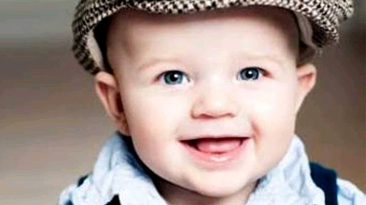 Son 40 Yıldır Popüler Olan Erkek Bebek İsimleri