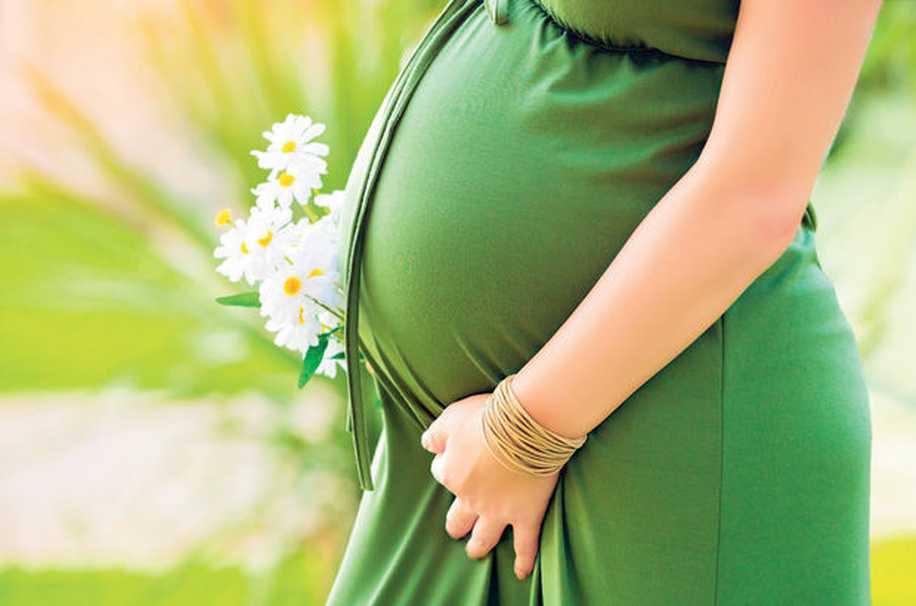 Hamileyken Bebeğinizin Kız Olduğunu Anlamanın 14 Farklı Yolu