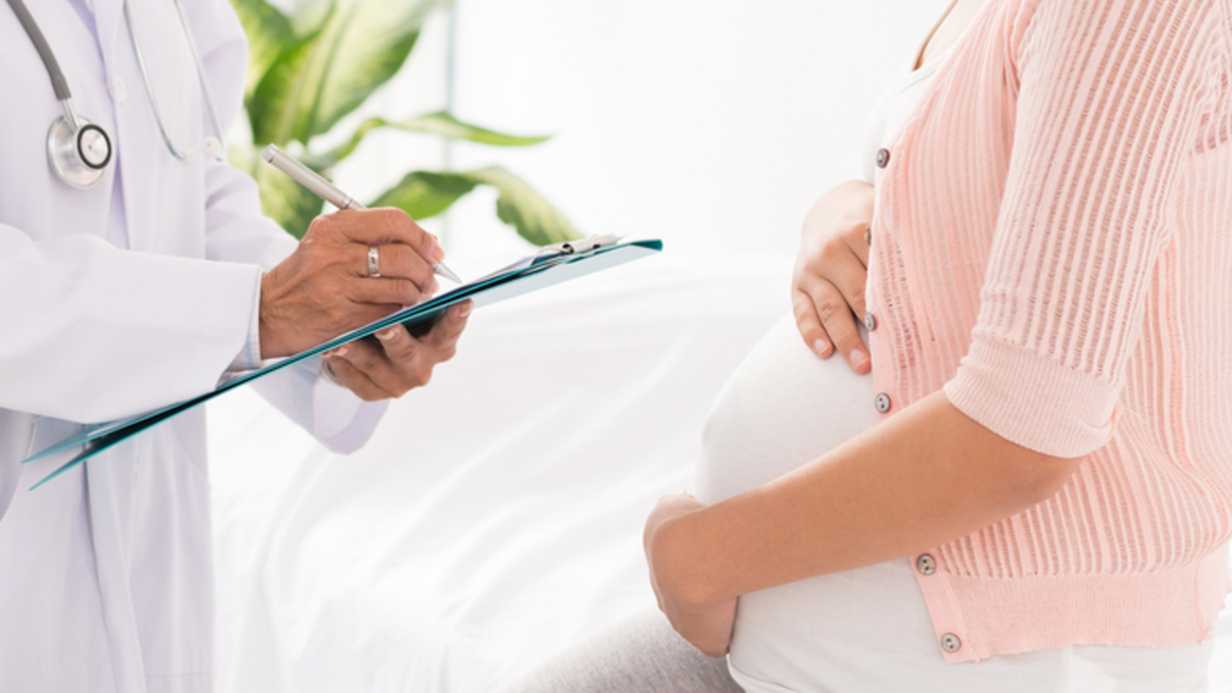 Hamilelikte Genital Herpes (Uçuk) Sezaryen Doğum Nedeni mi?