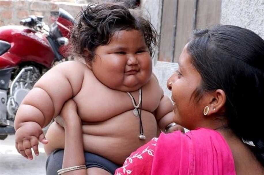 8 Aylık Ama 17 Kilo! Fazla Kilolu Bebek Chahat Kumar ile Tanışın