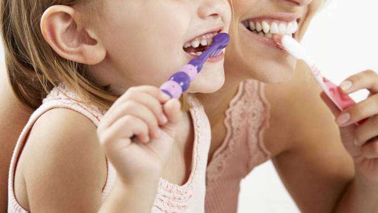 Emzirilen Bebeklerin Dişleri Daha Sağlıklı