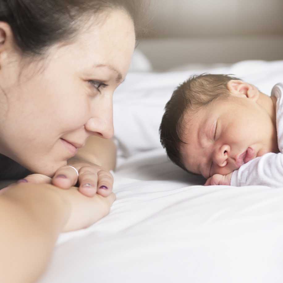 Taze Annelere İlk Günlerde Yardımcı Olacak 10 Önemli Bilgi
