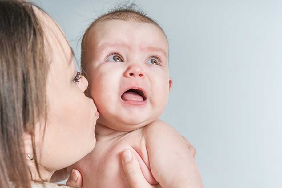 Bebeğiniz Son Zamanlarda Huysuzlaşmaya mı? Sebebi Büyüme Atağı Olabilir