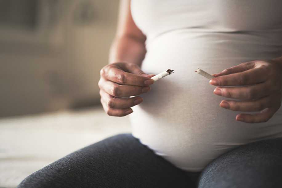 Gebelikte Sigara İçmenin Bebeğe 10 Zararı