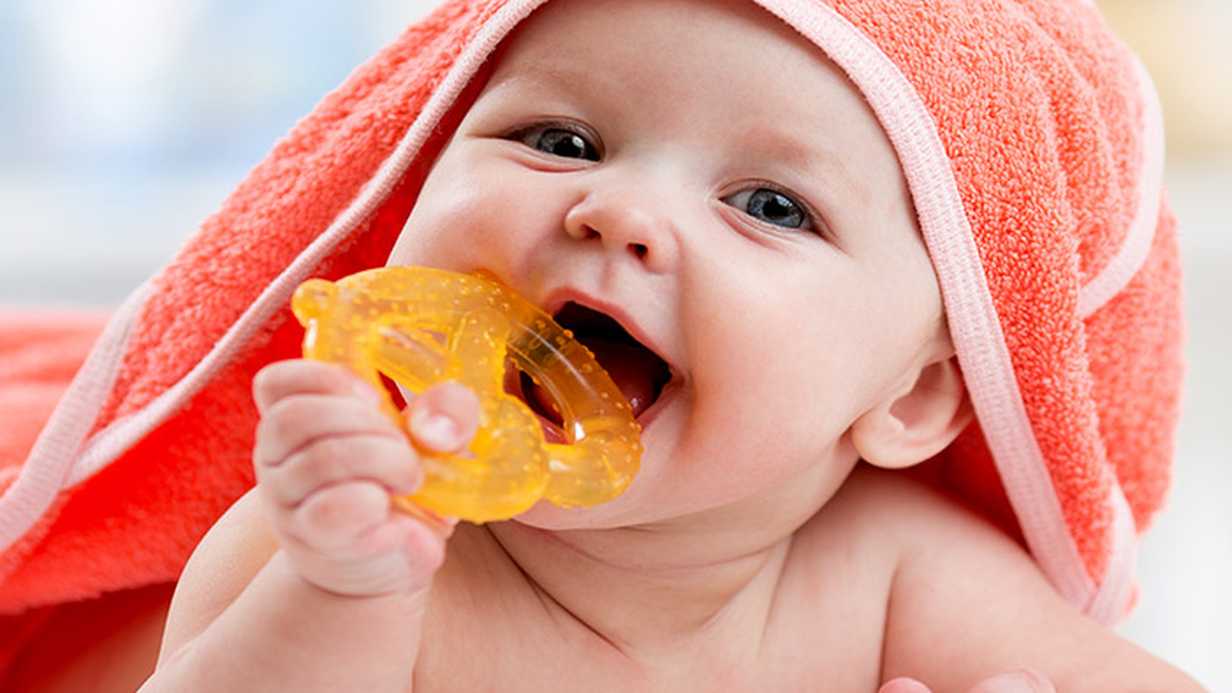 Bebeklerin Rahat Diş Çıkarması İçin Neler Yapılmalı?