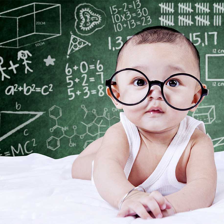 Bebeğinizin Dahi Olduğunu Kanıtlayan 7 İlginç İşaret