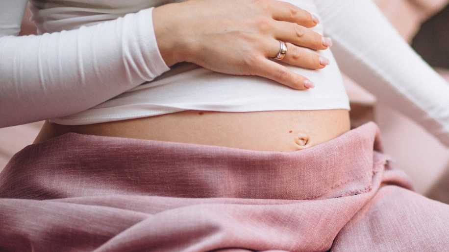Hamilelikte İdrar Yolu Enfeksiyonu: Belirtileri, Riskleri ve Tedavisi