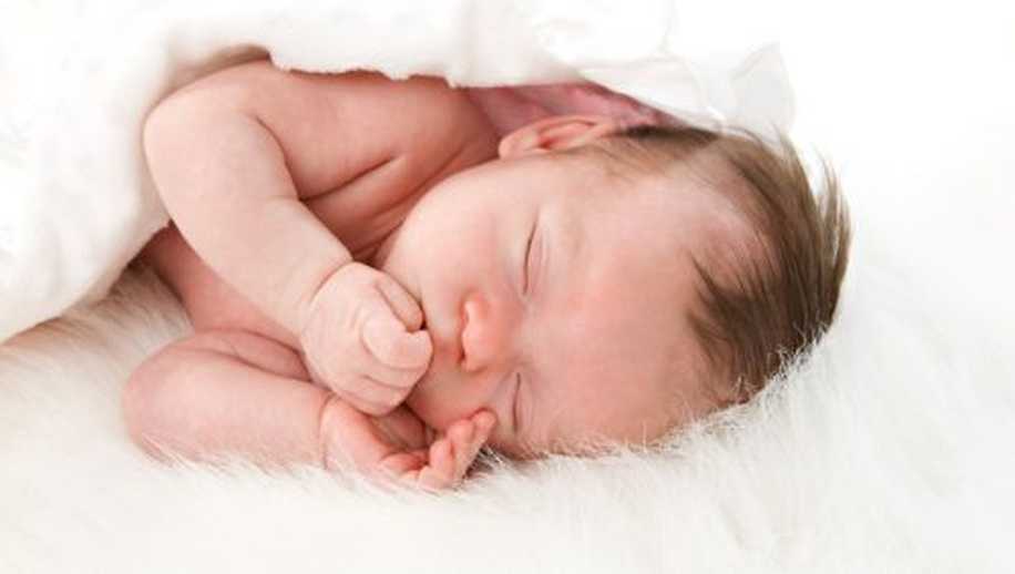 Yenidoğmuş Bebeklerde Gözyaşı Kanalı Tıkanıklığı ve Sondalama